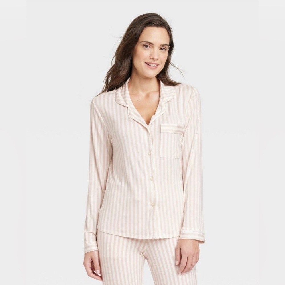 Women’s Beautifully Soft light pink medium long-sleeve pajama set- Stars Above.